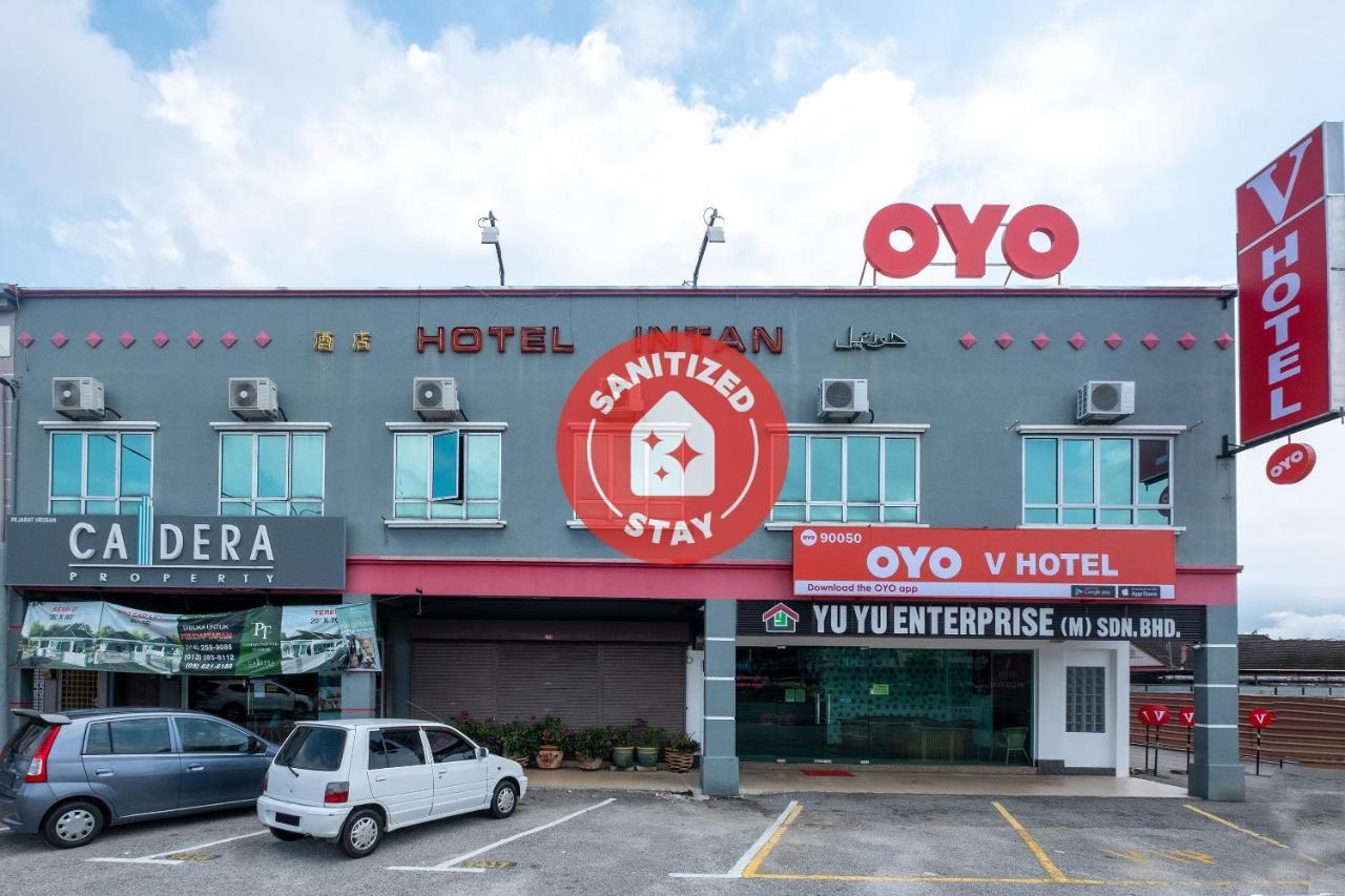 Oyo 90050 V Hotel Teluk Intan Luaran gambar