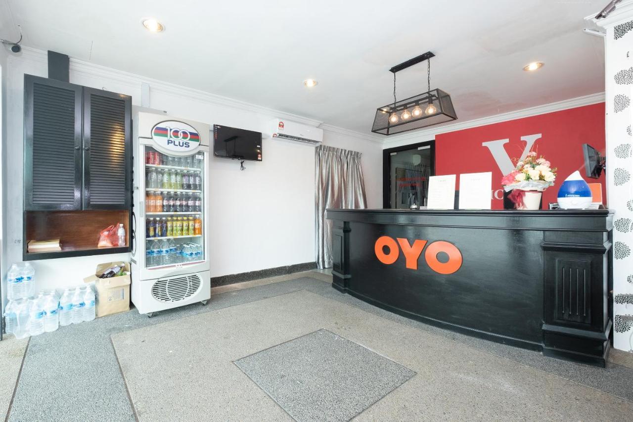 Oyo 90050 V Hotel Teluk Intan Luaran gambar