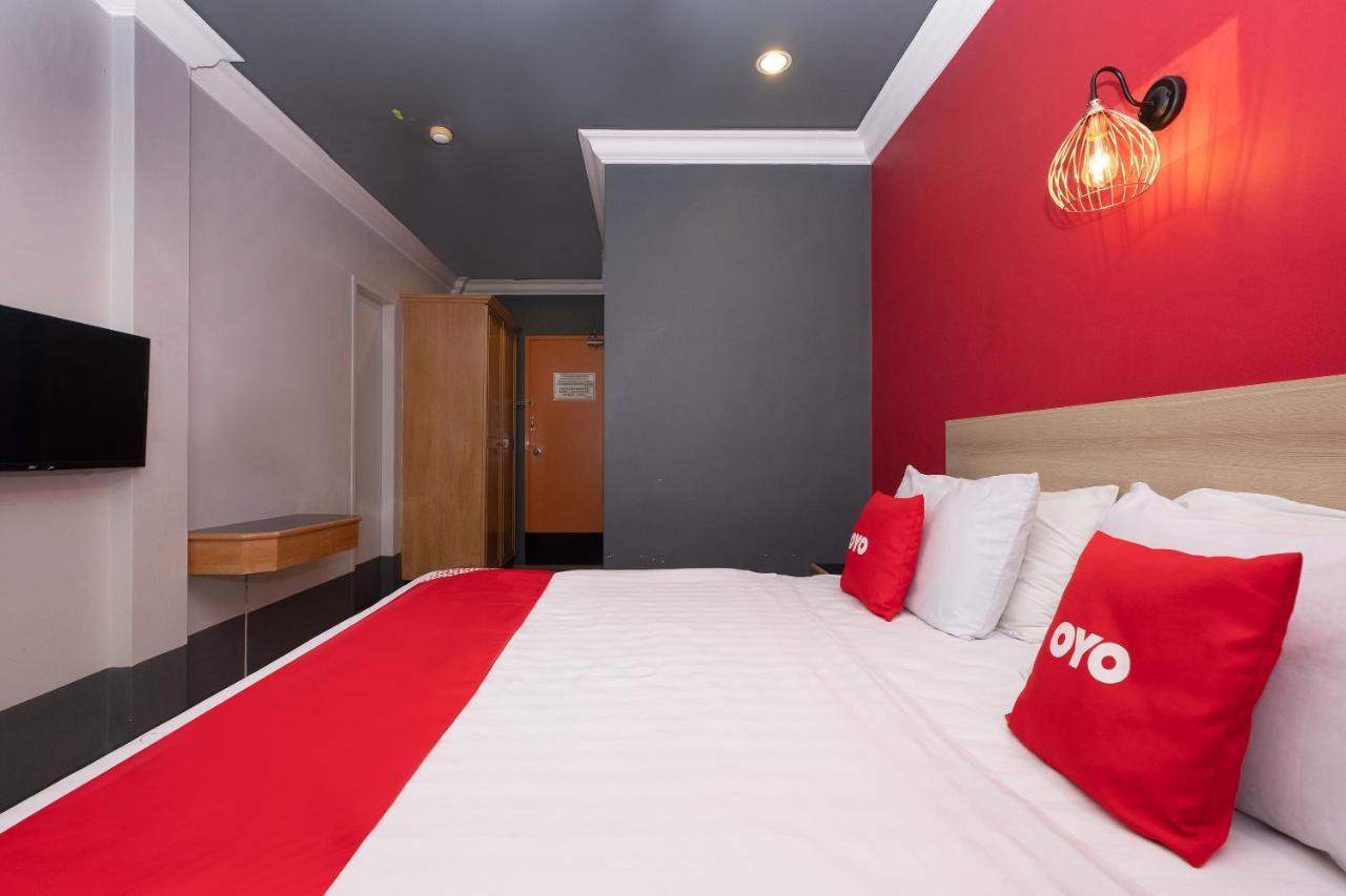 Oyo 90050 V Hotel Teluk Intan Luaran gambar
